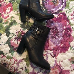 Marc Fisher black leather boots new no box 7.5